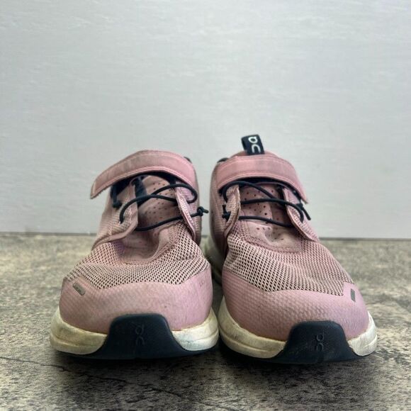 On Lace-Up Low Top Cloud Play Pink Mesh Sneaker Running Shoes Kids Size K3 - Picture 2 of 9